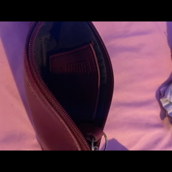 ~ Vintage coach burgundy wallet/make up bag~ - Picture 4 of 4